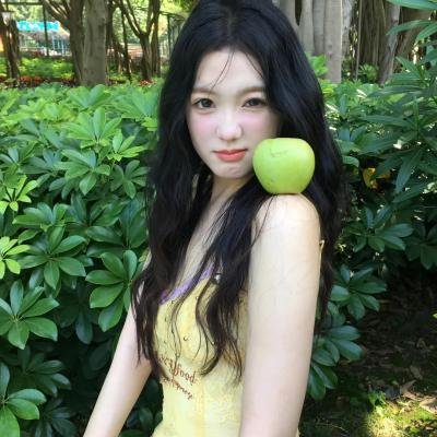 他不爱后,两个青梅后悔哭了